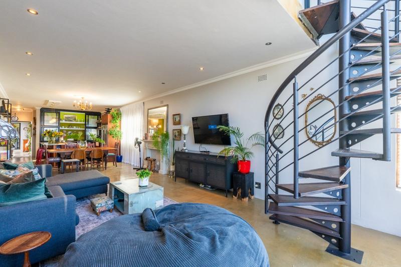 4 Bedroom Property for Sale in Linkside Western Cape